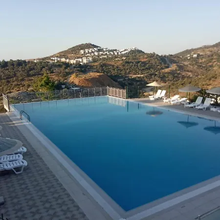 Pleasant Building Of 2 Apartments With Fascinating Sea View And Garden In Bodrum * 규무슬럭