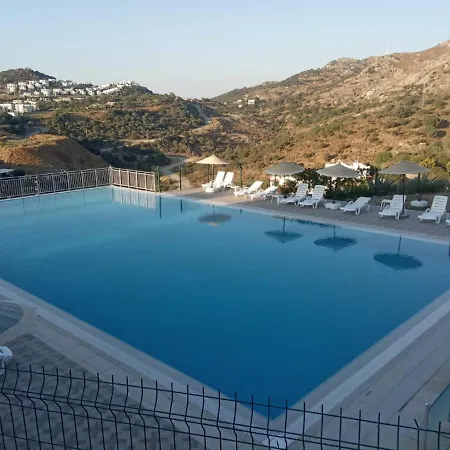 빌라 Pleasant Building Of 2 Apartments With Fascinating Sea View And Garden In Bodrum *